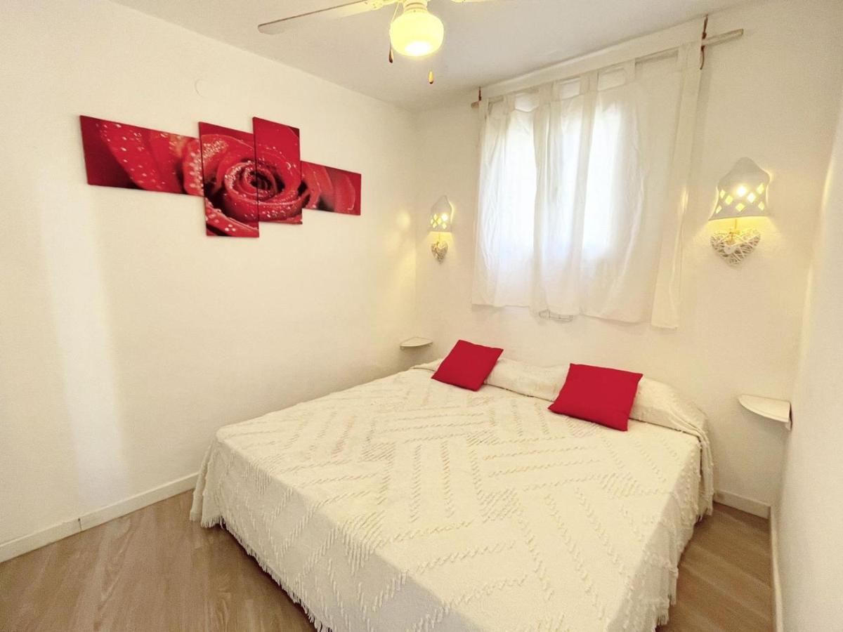 Apartamentos Formentera Cordula 5 Es Pujols Bagian luar foto
